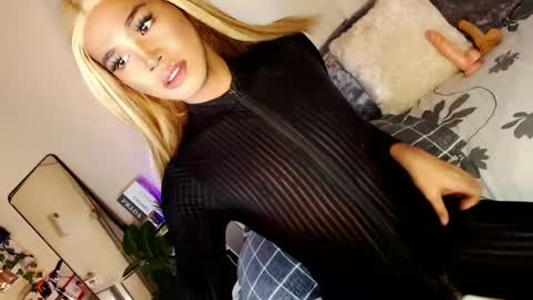 Sam online show from February 2025 06:46:01 AM