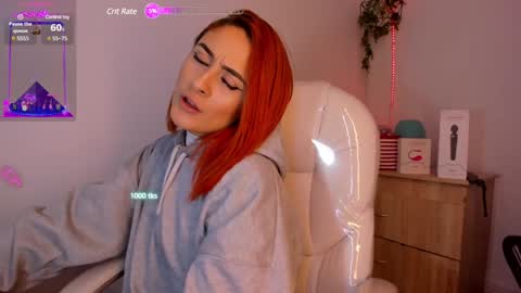 Snapshot of tiarha_ chatting on December 2024 07:05:02 AM Tiarha online show from December 2024 07:05:02 AM