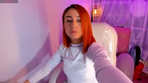 Snapshot of tiarha_ chatting on January 2025 05:33:02 AM Tiarha online show from January 2025 05:33:02 AM