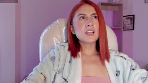 Snapshot of tiarha_ chatting on January 2025 03:52:01 AM Tiarha online show from January 2025 03:52:01 AM