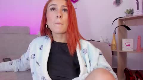 Snapshot of tiarha_ chatting on February 2025 08:22:02 AM Tiarha online show from February 2025 08:22:02 AM