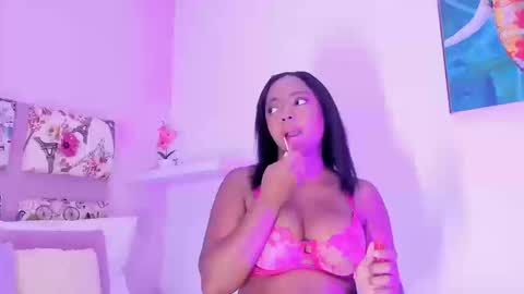 Tiffanny online show from September 2025 12:59:02 PM