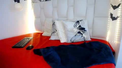 Snapshot of tiffany___pink chatting on October 2025 06:41:02 PM tiffany online show from October 2025 06:41:02 PM