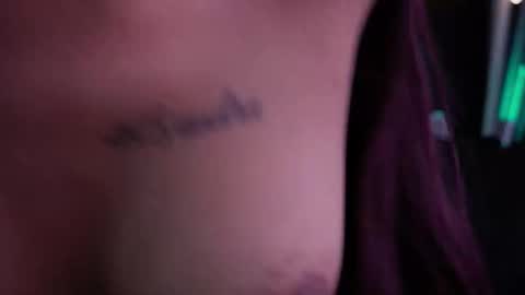 tiffany_sander online show from October 2025 12:16:02 AM