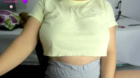 Snapshot of tiffany_teressa chatting on November 2025 02:49:02 PM tiffany theressa online show from November 2025 02:49:02 PM