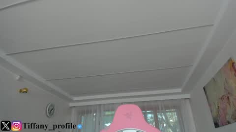 Tiffany Houston online show from October 2025 06:21:01 AM