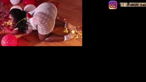 Snapshot of tiffanymena chatting on November 2025 09:19:02 AM tifanny online show from November 2025 09:19:02 AM