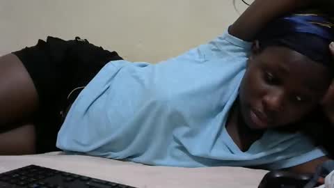 Snapshot of tight_pussie chatting on November 2025 09:59:02 PM tight_pussie online show from November 2025 09:59:02 PM