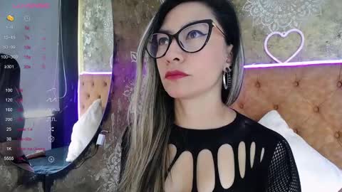 TILA TEQUILA online show from January 2025 12:39:01 PM