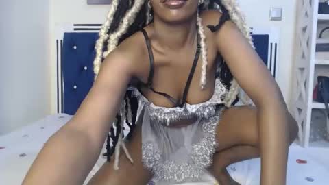 Snapshot of tilly_ebony chatting on October 2025 07:36:02 PM Tilly online show from October 2025 07:36:02 PM