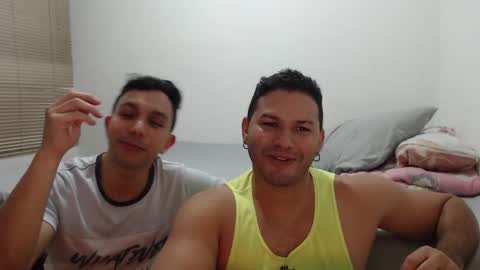 Snapshot of tim_and_sam chatting on October 2025 02:20:01 AM Timothy and Santy online show from October 2025 02:20:01 AM