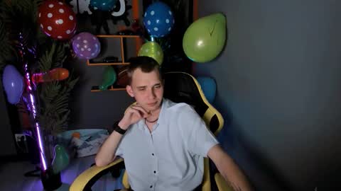 Tim online show from September 2025 05:12:02 PM