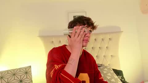 Timothy 21 years old online show from November 2025 04:34:02 AM