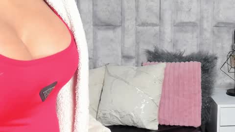 Tina noa online show from September 2025 11:33:01 AM