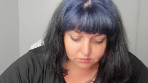 Tina online show from September 2025 11:23:01 AM