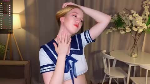 Annie online show from October 2025 09:26:02 PM