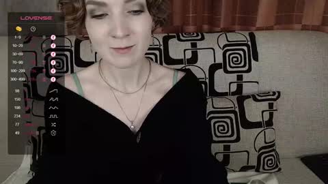 Snapshot of tinawincee chatting on November 2025 05:28:02 AM Tina online show from November 2025 05:28:02 AM