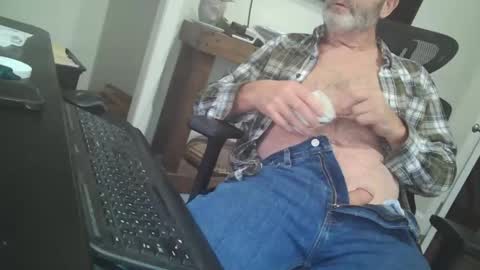 Snapshot of tincup430 chatting on November 2025 12:16:02 PM 5 day load on deck online show from November 2025 12:16:02 PM