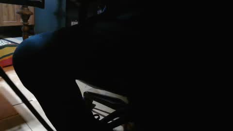 Snapshot of tinkertrain420 chatting on December 2024 06:09:01 PM tinkertrain420 online show from December 2024 06:09:01 PM