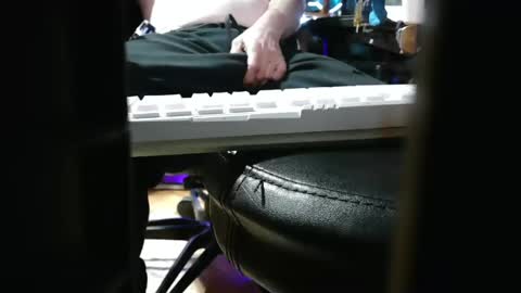 Snapshot of tinkertrain420 chatting on March 2025 09:44:01 AM tinkertrain420 online show from March 2025 09:44:01 AM