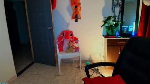 I AM BELLA  ----------- follow my  IG  TINNS 69 online show from October 2025 11:43:01 PM