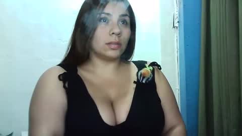 Snapshot of tintal_jers chatting on January 2025 06:06:02 AM tintal jers online show from January 2025 06:06:02 AM