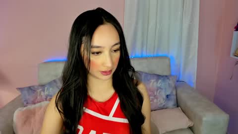 tiny_cora online show from December 2024 04:48:01 PM