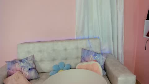 tiny_cora online show from February 2025 04:37:02 PM