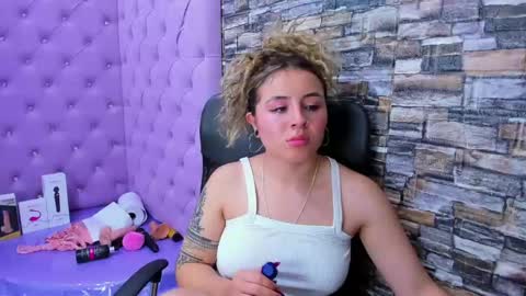 tiny online show from December 2024 09:55:02 AM