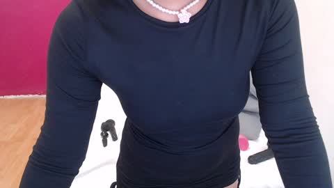 tiny_whore18 online show from December 2024 02:57:01 PM