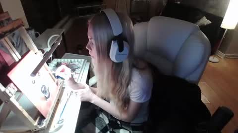 stage Kylie Sinner  brand CLITBAIT online show from February 2025 09:46:02 AM