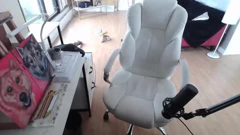 stage Kylie Sinner  brand CLITBAIT online show from February 2025 06:13:02 PM