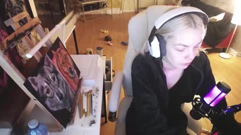 stage Kylie Sinner  brand CLITBAIT online show from February 2025 07:13:01 AM