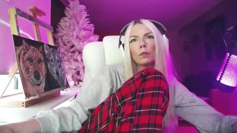 stage Kylie Sinner  brand CLITBAIT online show from November 2025 08:47:01 AM