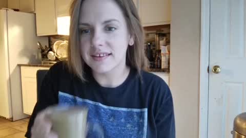 Snapshot of tinywithtiddies chatting on November 2025 01:01:02 PM tinywithtiddies online show from November 2025 01:01:02 PM