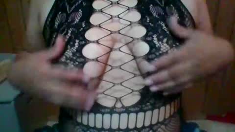 Snapshot of tinyylatina69 chatting on November 2025 06:26:02 AM tinyylatina69 online show from November 2025 06:26:02 AM