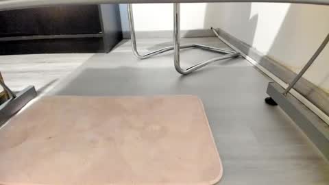 Anna online show from December 2024 06:35:02 PM