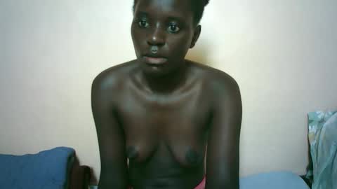 Snapshot of tishah chatting on October 2025 11:43:01 AM Roshan online show from October 2025 11:43:01 AM