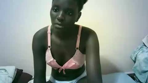 Snapshot of tishah chatting on October 2025 01:06:02 AM Roshan online show from October 2025 01:06:02 AM