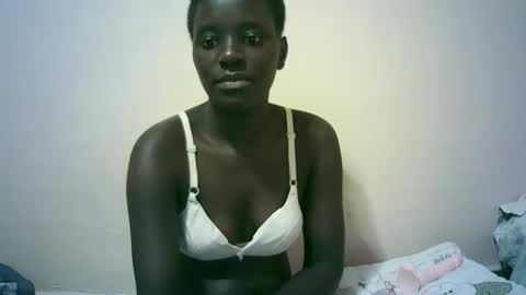 Snapshot of tishah chatting on October 2025 05:29:02 AM Roshan online show from October 2025 05:29:02 AM