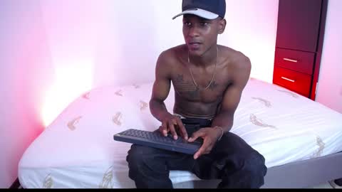 titan_sex333 online show from October 2025 12:19:02 AM