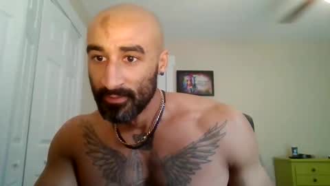 Snapshot of titanfit101 chatting on November 2025 06:30:02 PM Titan online show from November 2025 06:30:02 PM