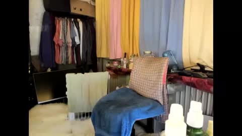 Snapshot of tittkiss chatting on October 2025 07:50:02 AM liebe es mich nackt vor der cam zu zeigen online show from October 2025 07:50:02 AM