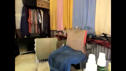 Snapshot of tittkiss chatting on October 2025 08:35:02 AM liebe es mich nackt vor der cam zu zeigen online show from October 2025 08:35:02 AM