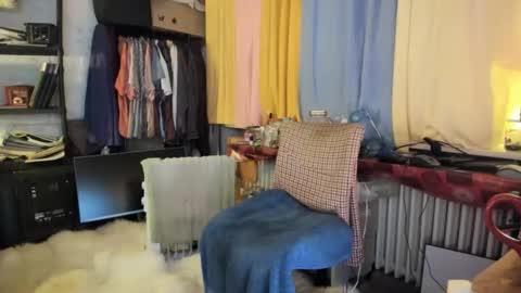 Snapshot of tittkiss chatting on November 2025 10:15:02 AM liebe es mich nackt vor der cam zu zeigen online show from November 2025 10:15:02 AM