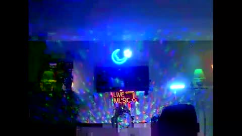 Snapshot of tkthedj chatting on November 2025 08:55:01 PM TK online show from November 2025 08:55:01 PM