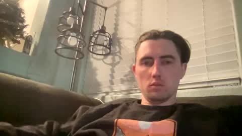 Snapshot of tlayne410 chatting on November 2025 07:40:01 AM tlayne410 online show from November 2025 07:40:01 AM