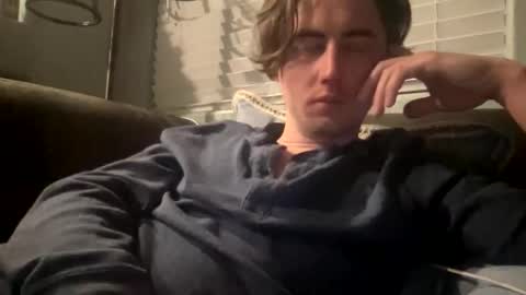 Snapshot of tlayne410 chatting on November 2025 09:09:01 AM tlayne410 online show from November 2025 09:09:01 AM