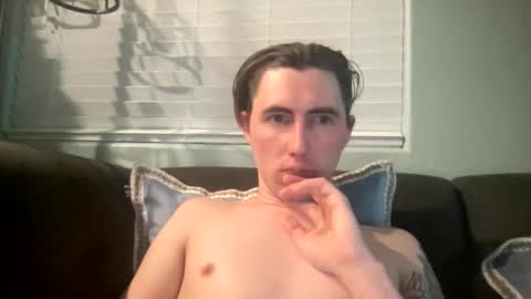 Snapshot of tlayne410 chatting on November 2025 08:07:01 AM tlayne410 online show from November 2025 08:07:01 AM