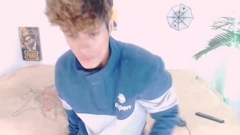 Snapshot of toadboys chatting on September 2025 08:30:01 AM David online show from September 2025 08:30:01 AM